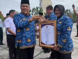 Penghargaan Universal Health Coverage oleh Bupati Siak
