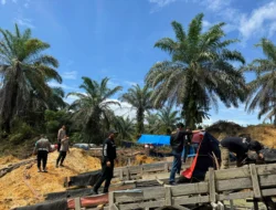 Polres Kuansing Gencarkan Edukasi Keselamatan, Kasat Lantas Sampaikan Himbauan Ops Zebra LK 2025 Lewat Radio