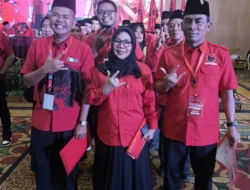 Hasto Kristiyanto Kukuhkan Pengurus DPC PDI Perjuangan Kabupaten Kampar Periode 2025–2030 di Hotel Labersa.