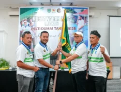 Tongkat Kepemimpinan Pelti Dumai di Serahkan ke Faried