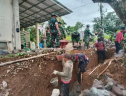 Antisipasi Longsor, Talud Masjid Sepanjang Tiga Belas Meter Jadi Target Satgas TMMD 127 Di Desa Kembang