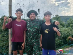 Hubungan EmosianaI Terjalin Antara Satgas TMMD 127 Dan Remaja Desa Kembang ‎