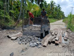 Upaya Lanjutan Dilakukan, PUTRPKP Inhil Tangani Kembali Jalan Parit Guntung Sanglar