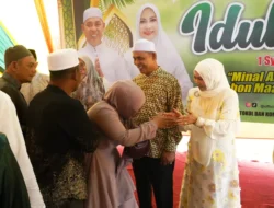 Silaturahmi Idul Fitri 1447 H, Bupati Inhil Sambut Masyarakat di Kediaman Dinas