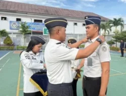 KA Rutan Batam Pimpin Penyematan Kenaikan Pangkat 29 Pegawai Rutan
