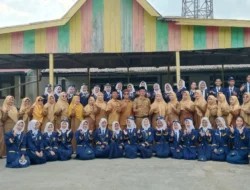Pengurus OSIS SMPN 1 Tanah Merah Resmi Dilantik, Siap Menjadi Pemimpin Masa Depan