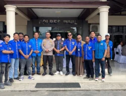 Penjaga Marwah & Tradisi: Melestarikan adat istiadat Melayu yang hidup di masyarakat.