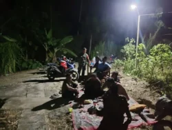 Babinsa Turun Malam, Hadirkan Rasa Aman di Desa Krobokan