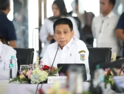 Dukung Pengembangan Perkeretaapian Nasional, Wamendagri Wiyagus Tekankan Penguatan Regulasi Tata Ruang. 