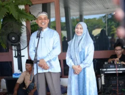 Hari Raya Kedua Iduladha, Bupati Herman Sambut Tukang Becak dan Petugas Kebersihan di Kediamannya
