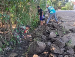 Babinsa dan Warga Candirejo Gotong Royong Bangun Talud Jalan