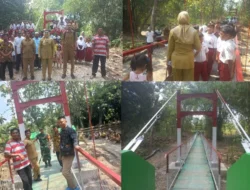 Penantian Puluhan Tahun Berakhir, Jembatan Merah Putih Sambirejo Kini Jadi Jalur Ekonomi dan Daya Tarik Warga