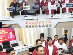 Polresta Barelang Amankan Tiga Tersangka Pengelola Judi Online di Batam