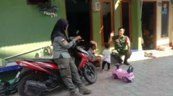 Jalin silahturahmi Dengan Baik, Babinsa Serengan Komsos Dengan warga Binaan