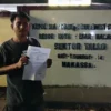 Korban mengaku mengalami luka memar dan lecet usai perselisihan yang diduga berujung kontak fisik di jalur keluar masuk Pelabuhan New Port, kasus kini ditangani Polsek Tallo.