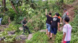 Gotong Royong Babinsa dan Warga Desa Candi, Wujud Nyata Kebersamaan dan Kepedulian Lingkungan