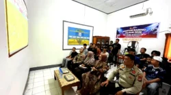 Polsek Tembilahan Hulu Gelar Nobar Piala Dunia 2026 Bersama Warga