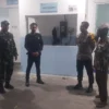 Melalui Patroli Malam, Babinsa Mengajak Warga Wujudkan Wilayah Yang Aman