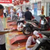 74 Siswa TSM SMKN 3 Batam Jalani UKK Berstandar Industri Honda