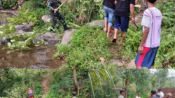 Gotong Royong Babinsa dan Warga Desa Candi, Wujud Nyata Kebersamaan dan Kepedulian Lingkungan