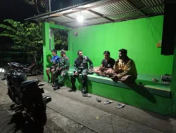TNI Hadir Jaga Keamanan dan Pererat Kebersamaan dengan Warga Nguntoronadi