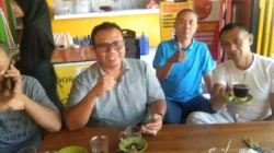 H. Islamuddin Sampaikan Dukungan untuk Sukseskan Hari BI di Warkop Azzarah Makassar